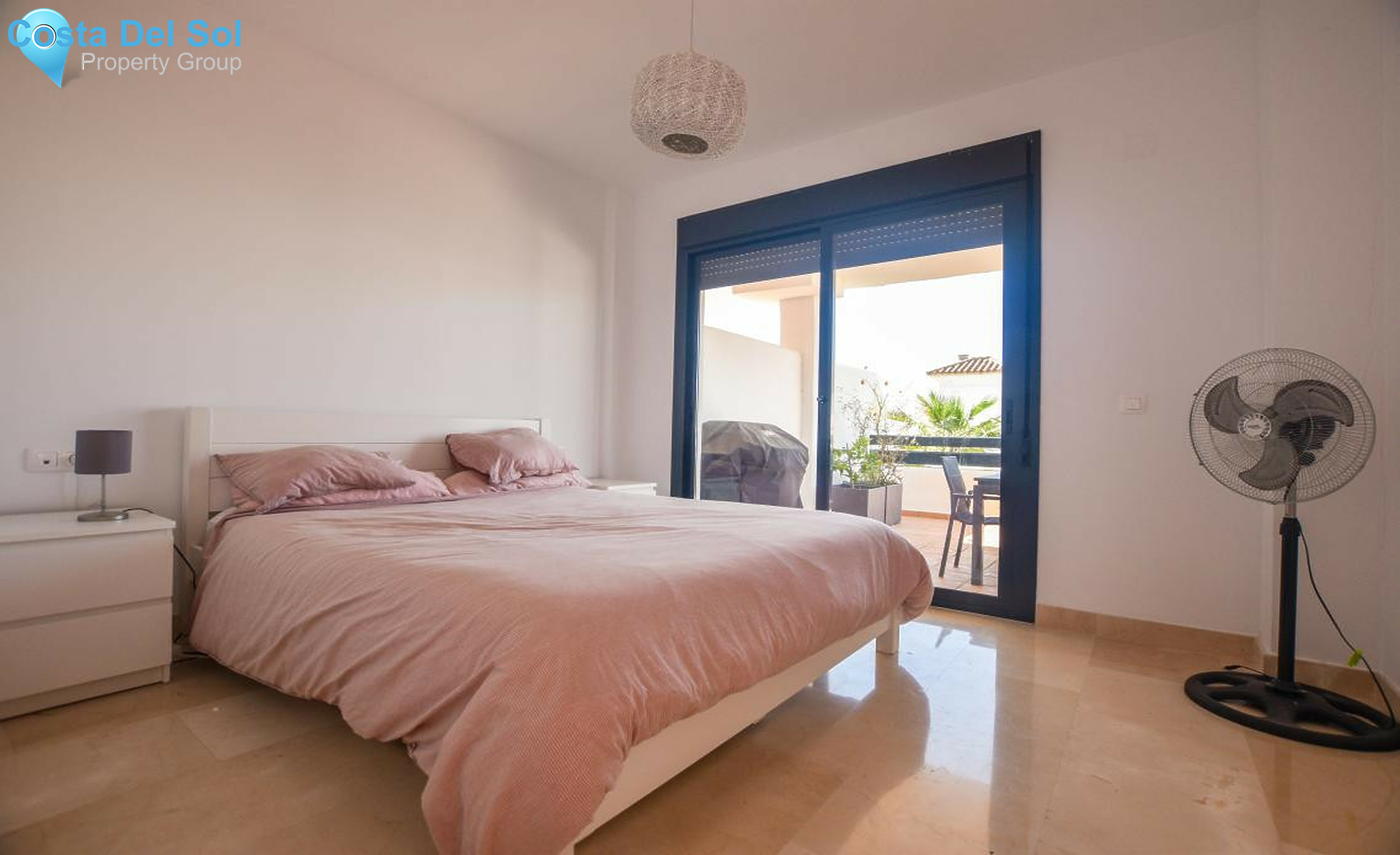 Middle Floor Apartment in Doña Julia-1286331