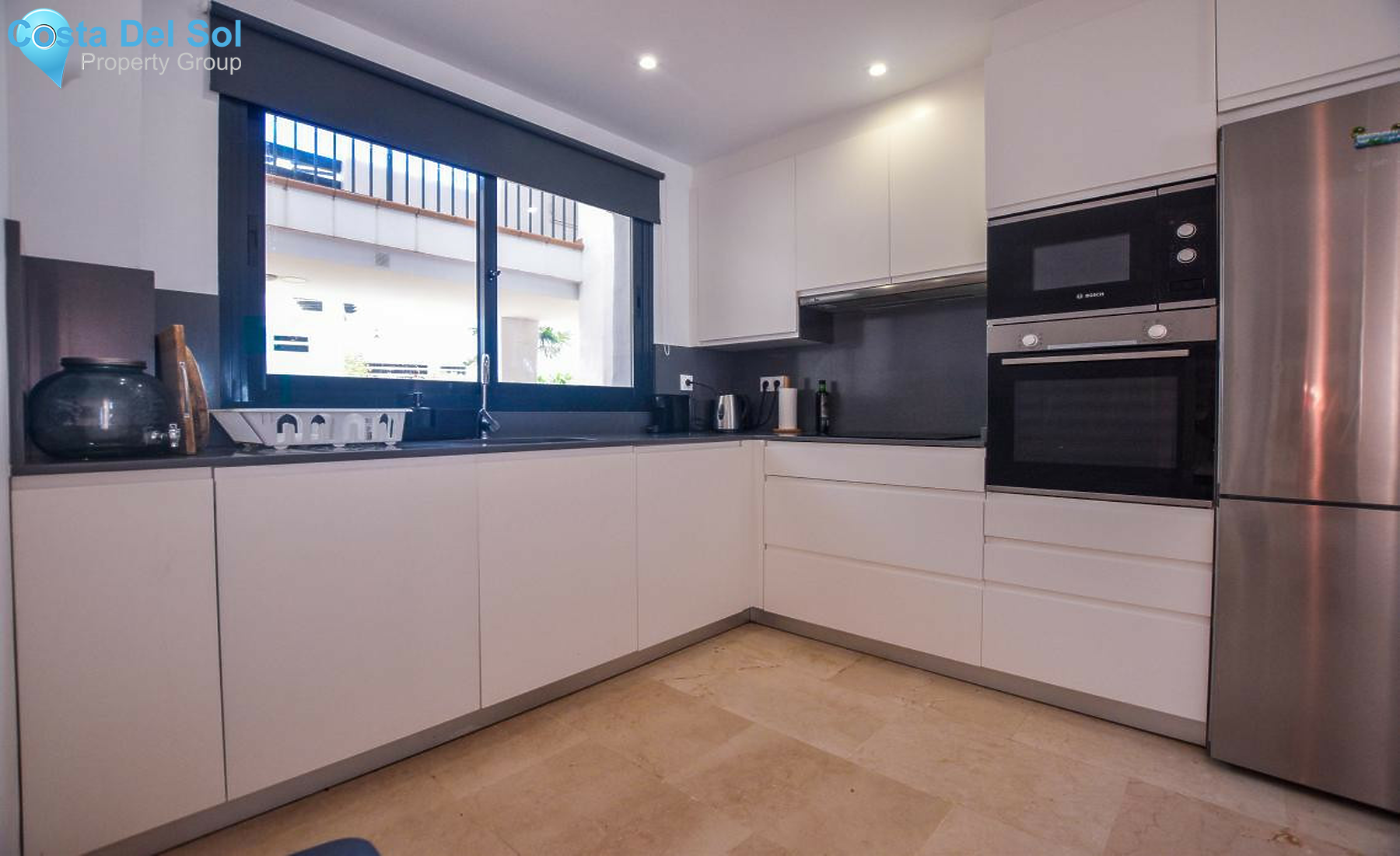 Middle Floor Apartment in Doña Julia-1286316