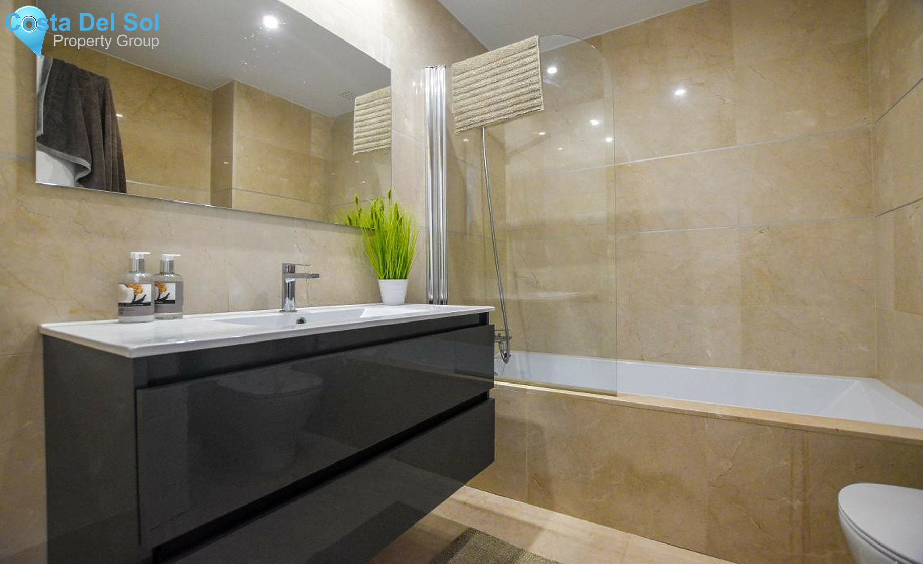 Middle Floor Apartment in Doña Julia-1286317