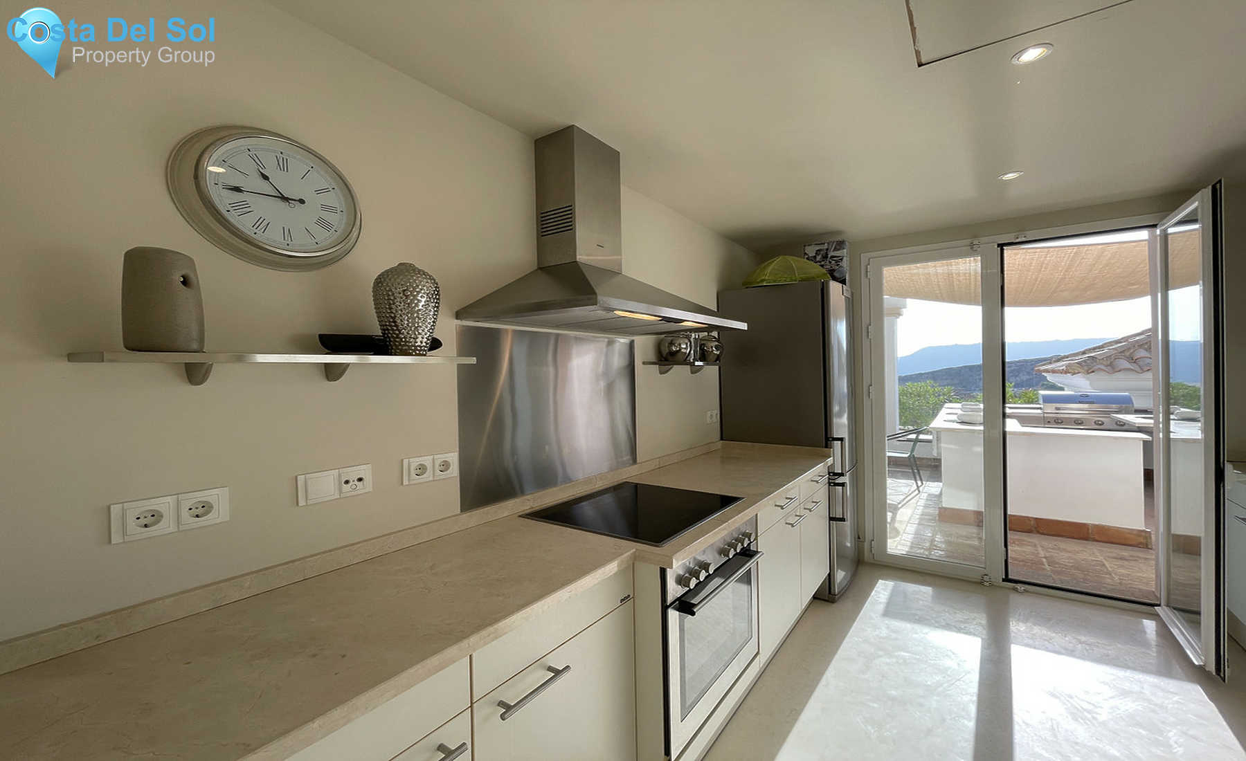 Middle Floor Apartment in Doña Julia-1408645