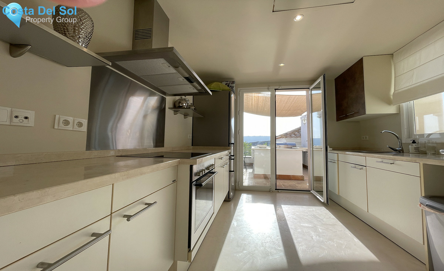 Middle Floor Apartment in Doña Julia-1408646