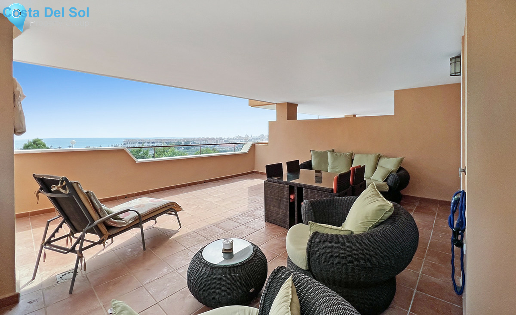 Middle Floor Apartment in Doña Julia-1542526