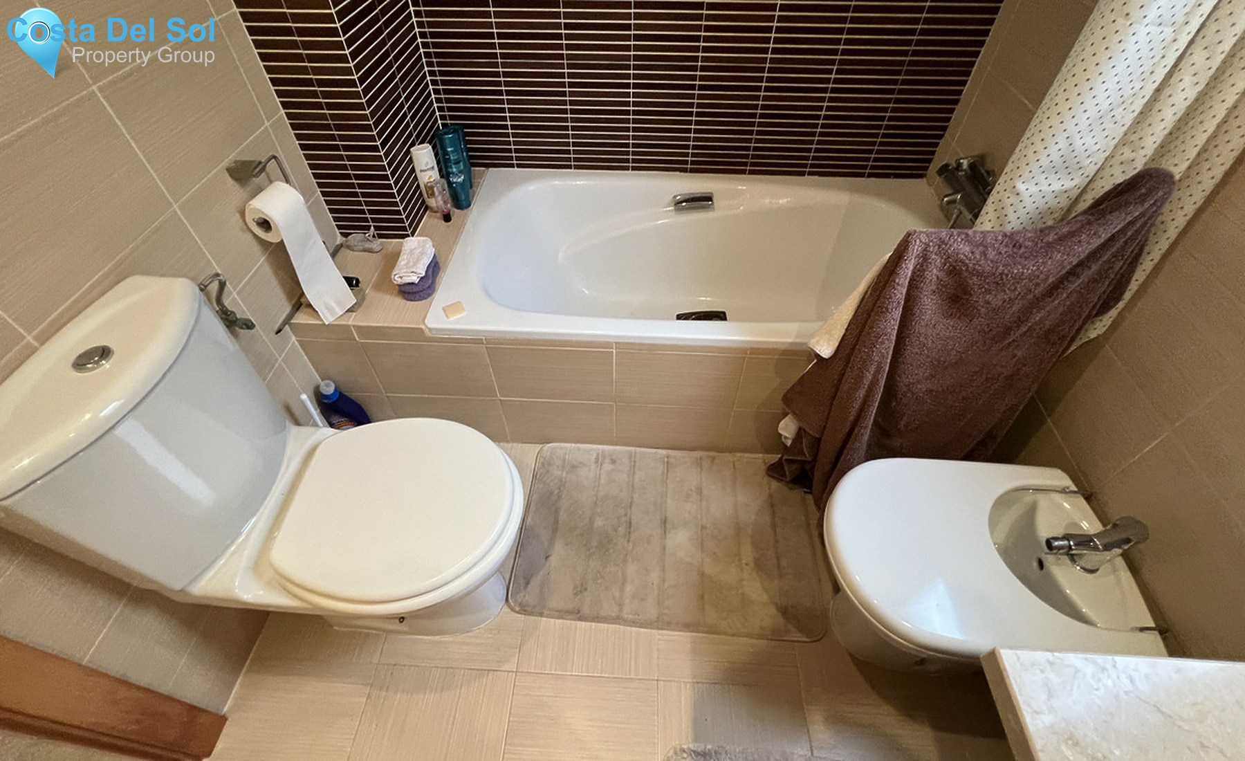 Middle Floor Apartment in Doña Julia-1542537