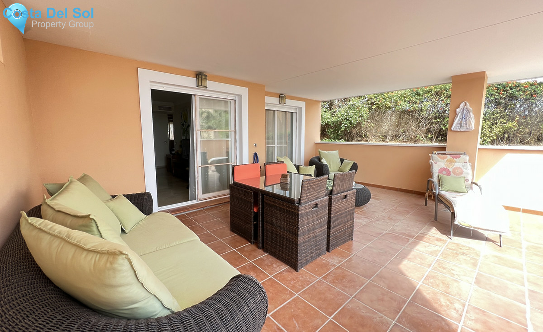 Middle Floor Apartment in Doña Julia-1542527