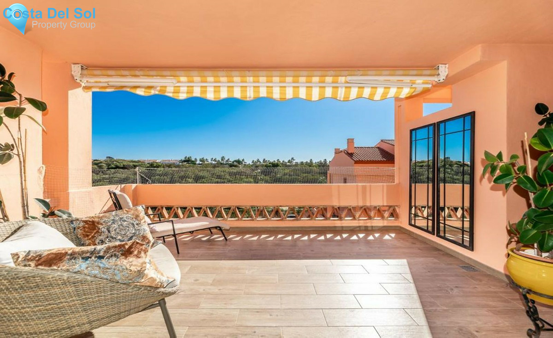 Middle Floor Apartment in El Faro-1455223