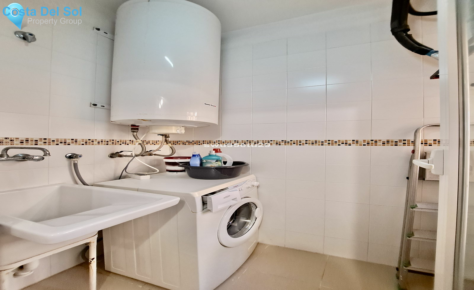 Middle Floor Apartment in El Faro-1388537