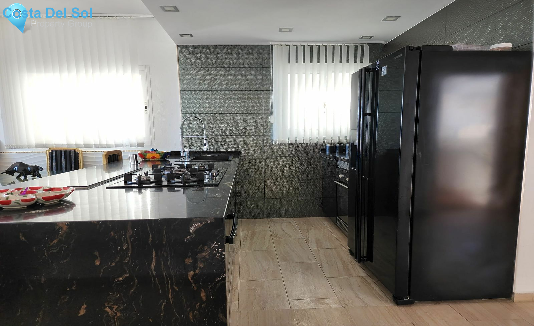 Middle Floor Apartment in El Faro-1430399