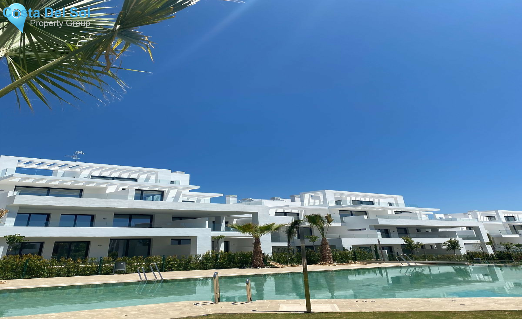 Middle Floor Apartment in El Paraiso-1284409