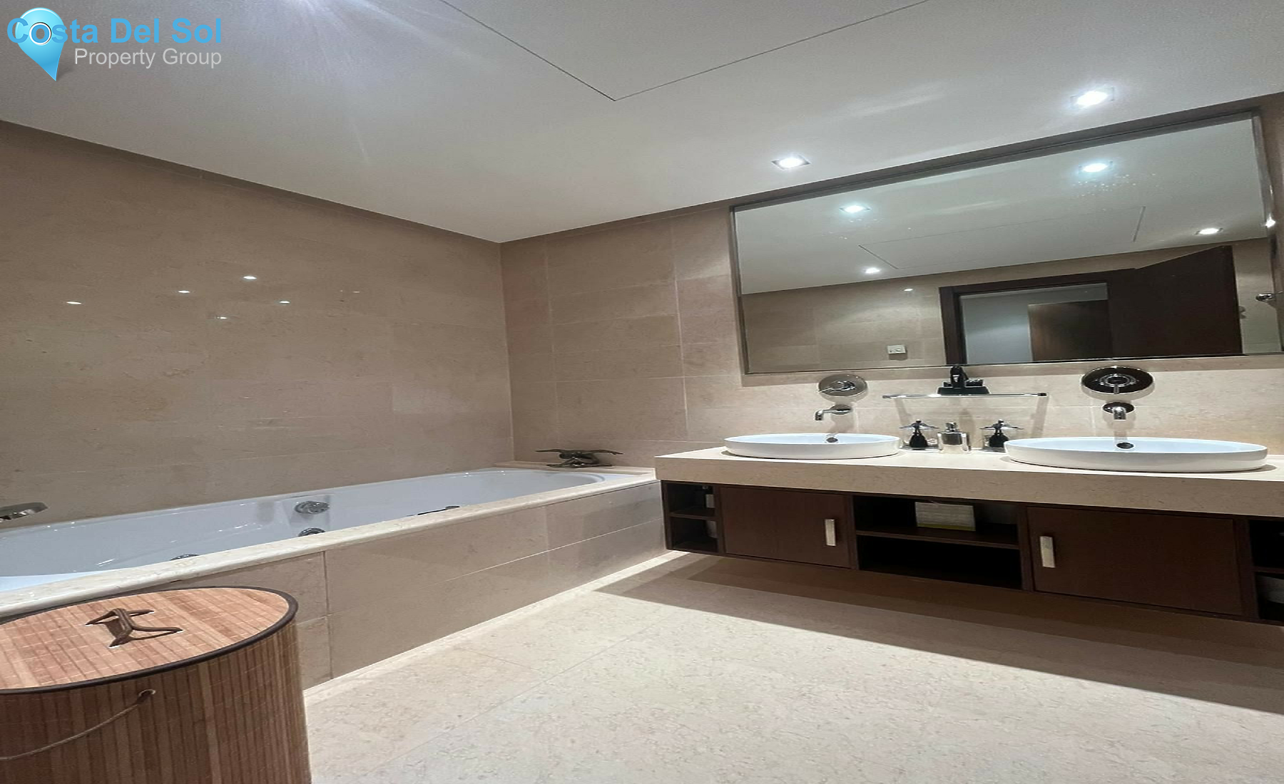 Middle Floor Apartment in El Paraiso-1456064