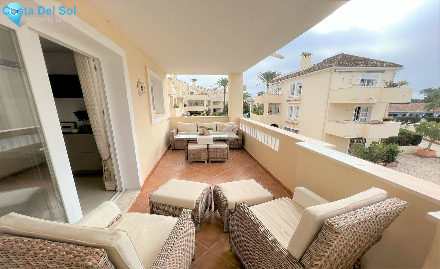 Middle Floor Apartment in El Paraiso-1479902