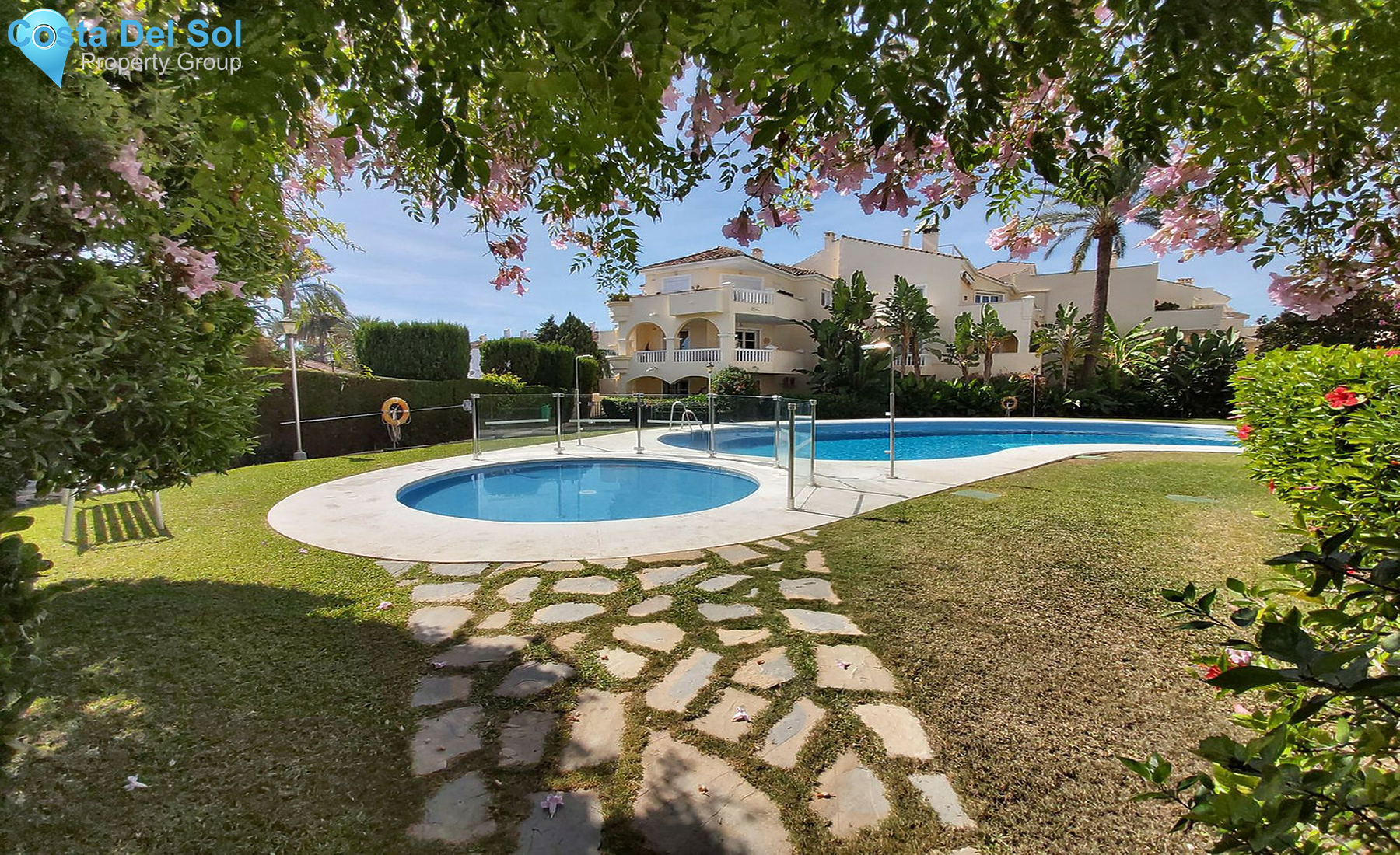 Middle Floor Apartment in El Paraiso-1479904