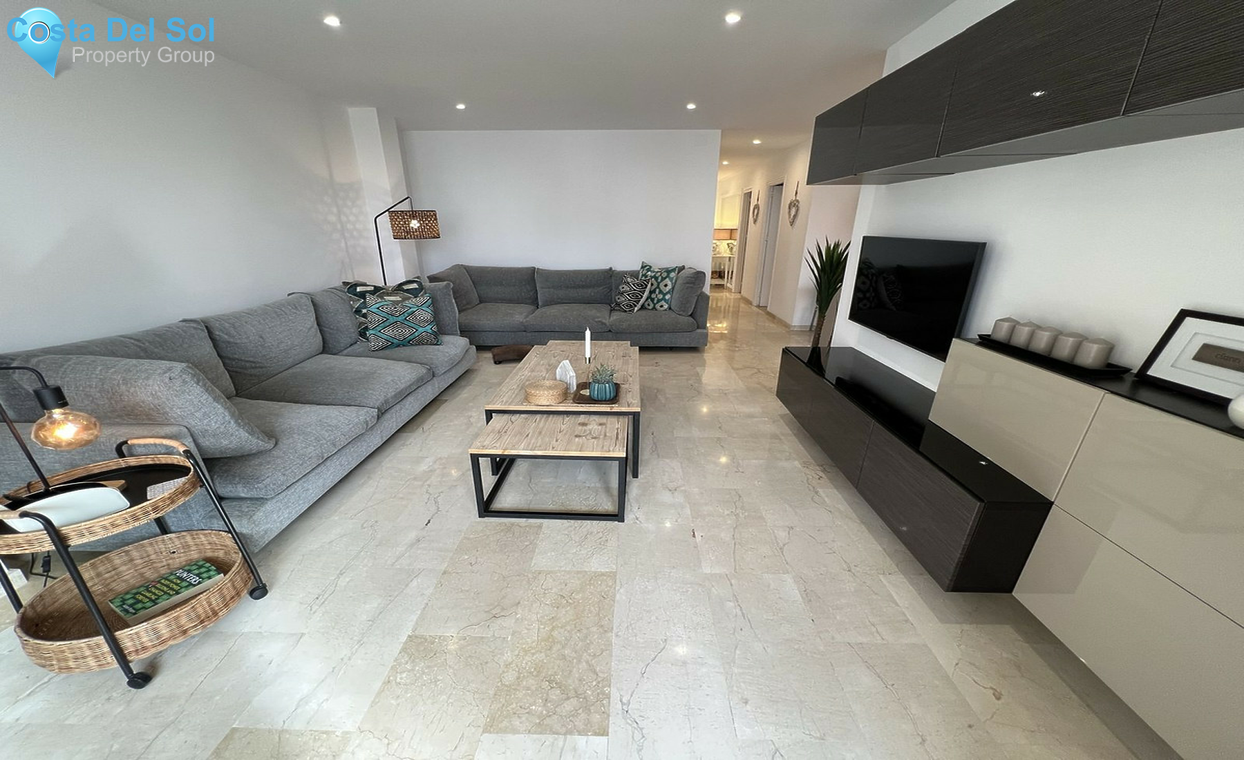 Middle Floor Apartment in El Paraiso-1479890