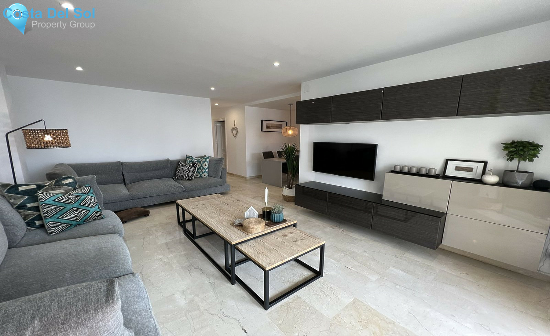 Middle Floor Apartment in El Paraiso-1479891