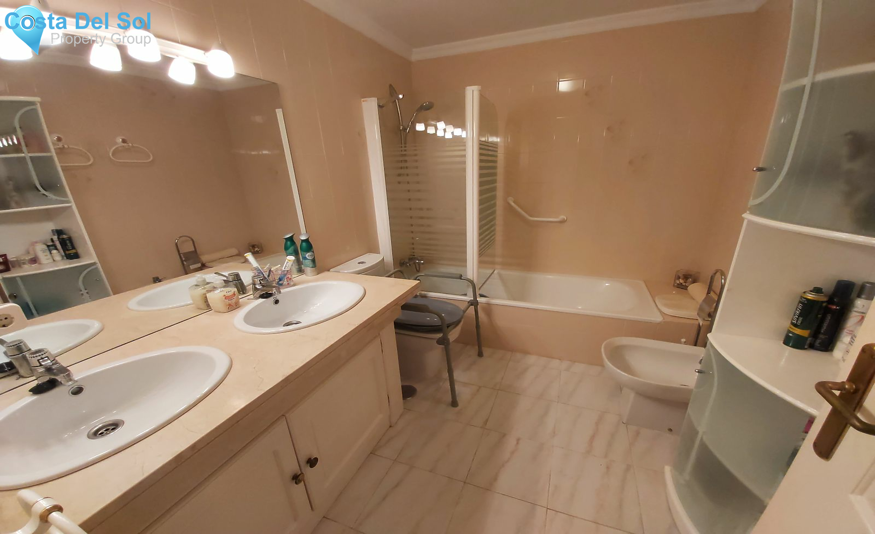 Middle Floor Apartment in El Paraiso-1134642