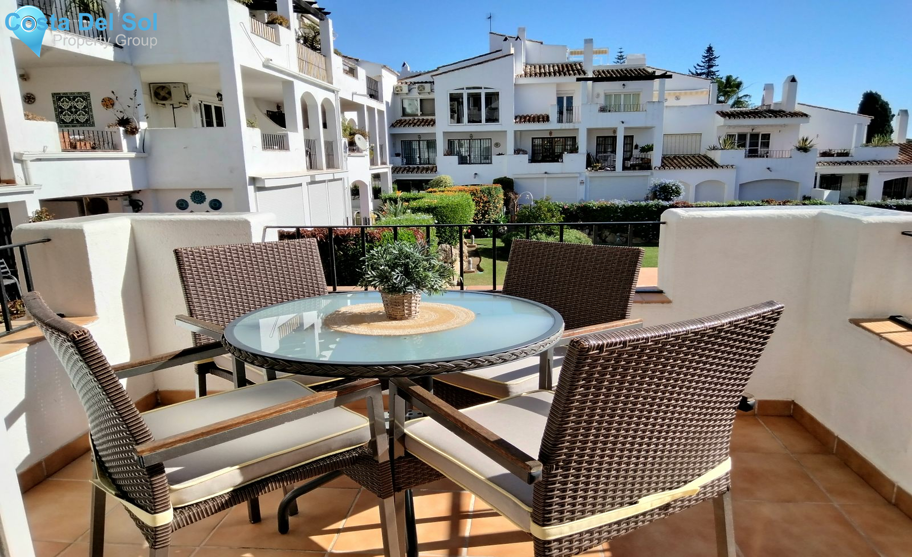 Middle Floor Apartment in El Paraiso-1157094