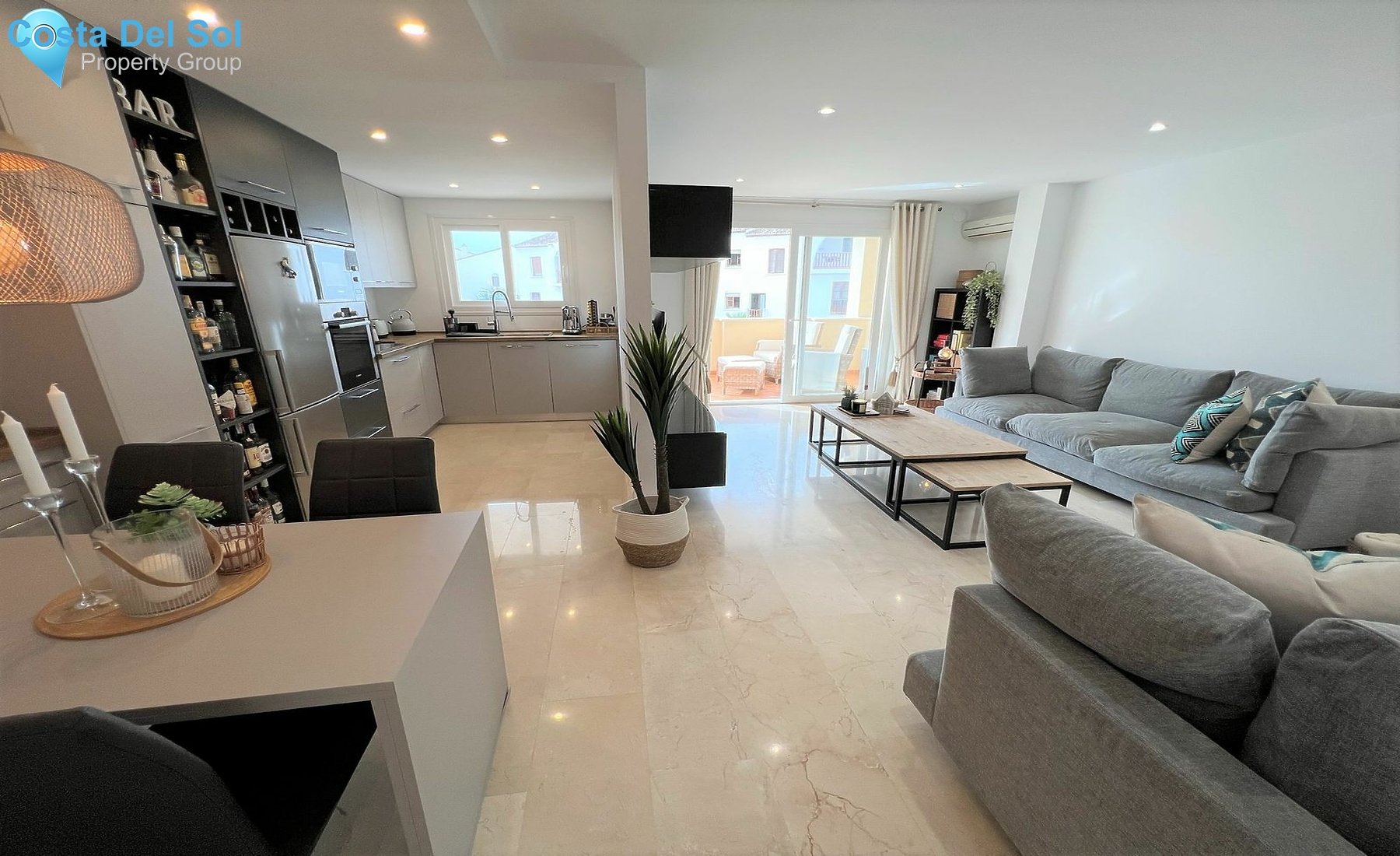 Middle Floor Apartment in El Paraiso-1484583