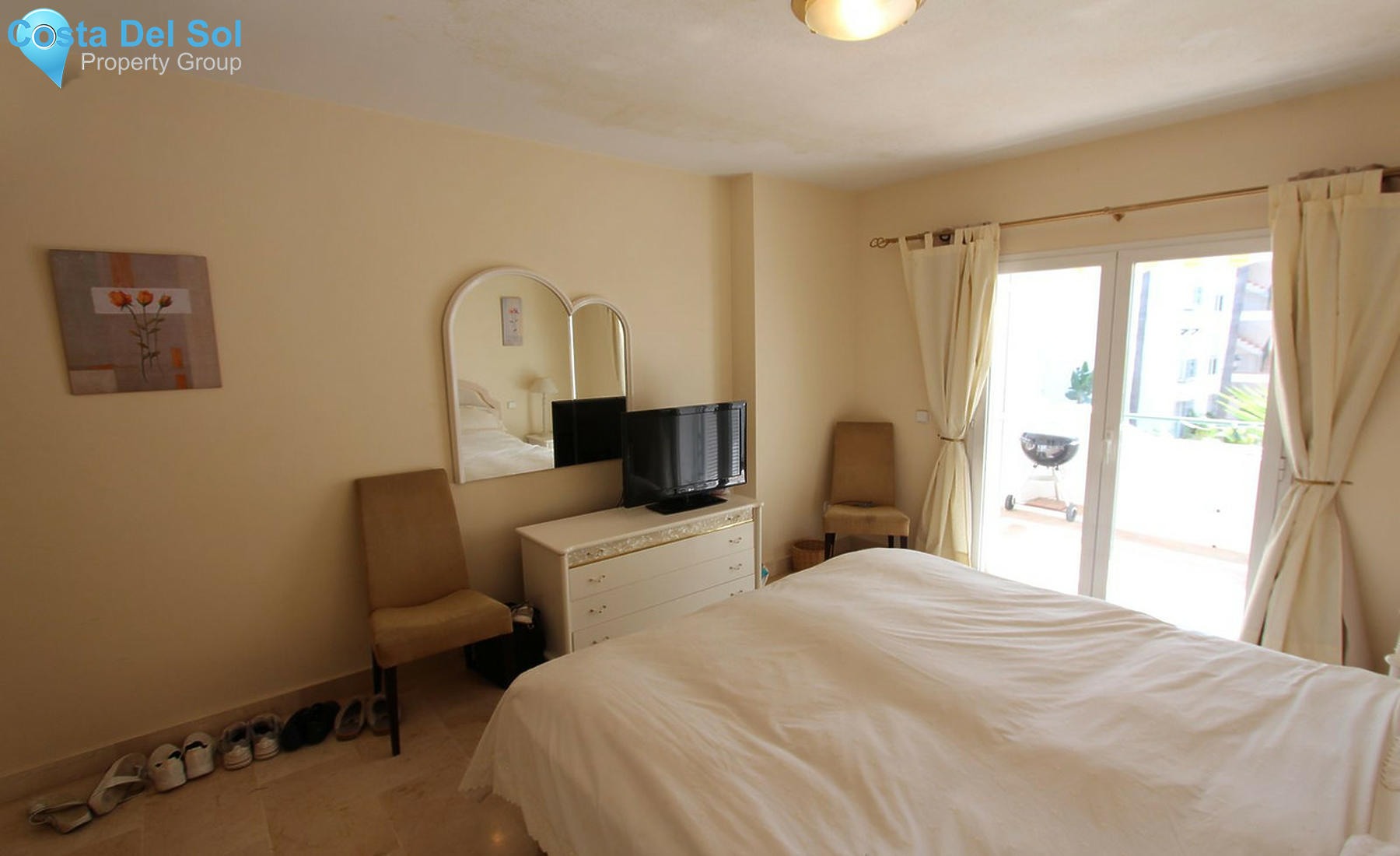 Middle Floor Apartment in El Presidente-1503683