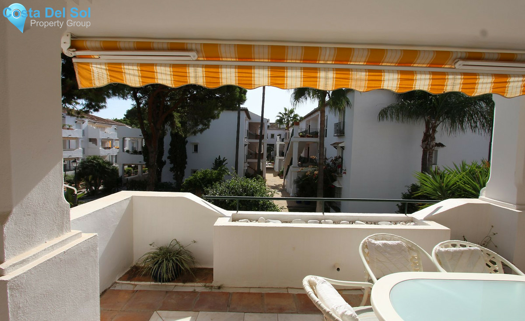 Middle Floor Apartment in El Presidente-1503688