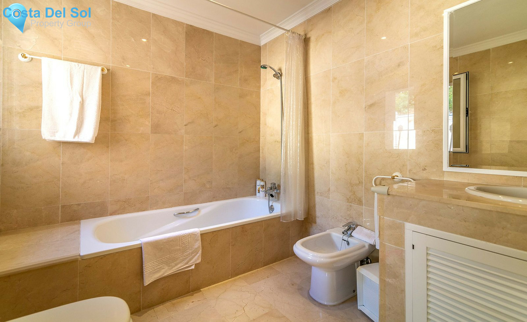 Middle Floor Apartment in Elviria-1244134