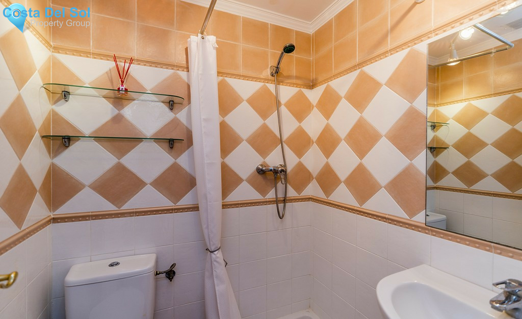 Middle Floor Apartment in Elviria-1255099
