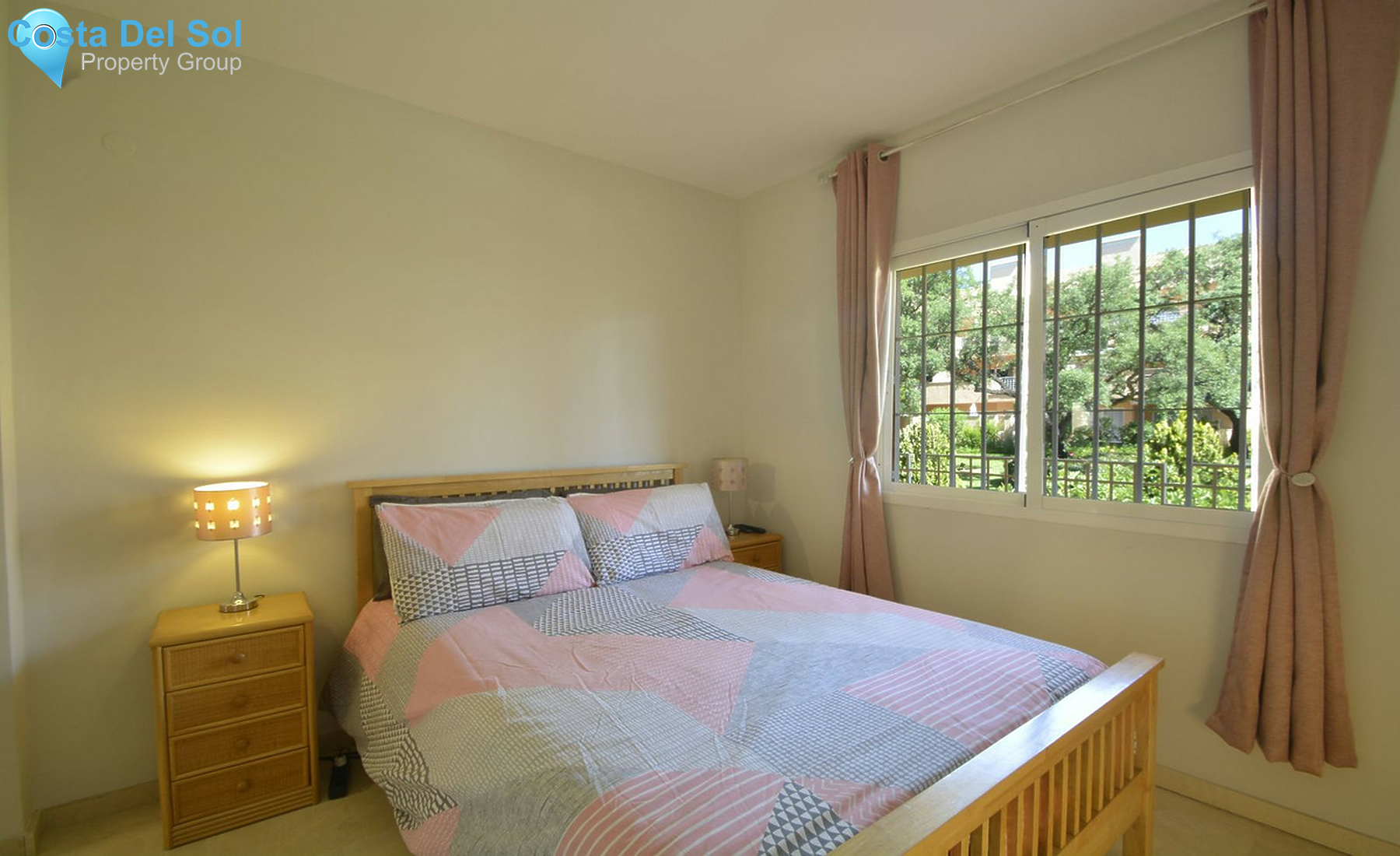 Middle Floor Apartment in Elviria-1255611