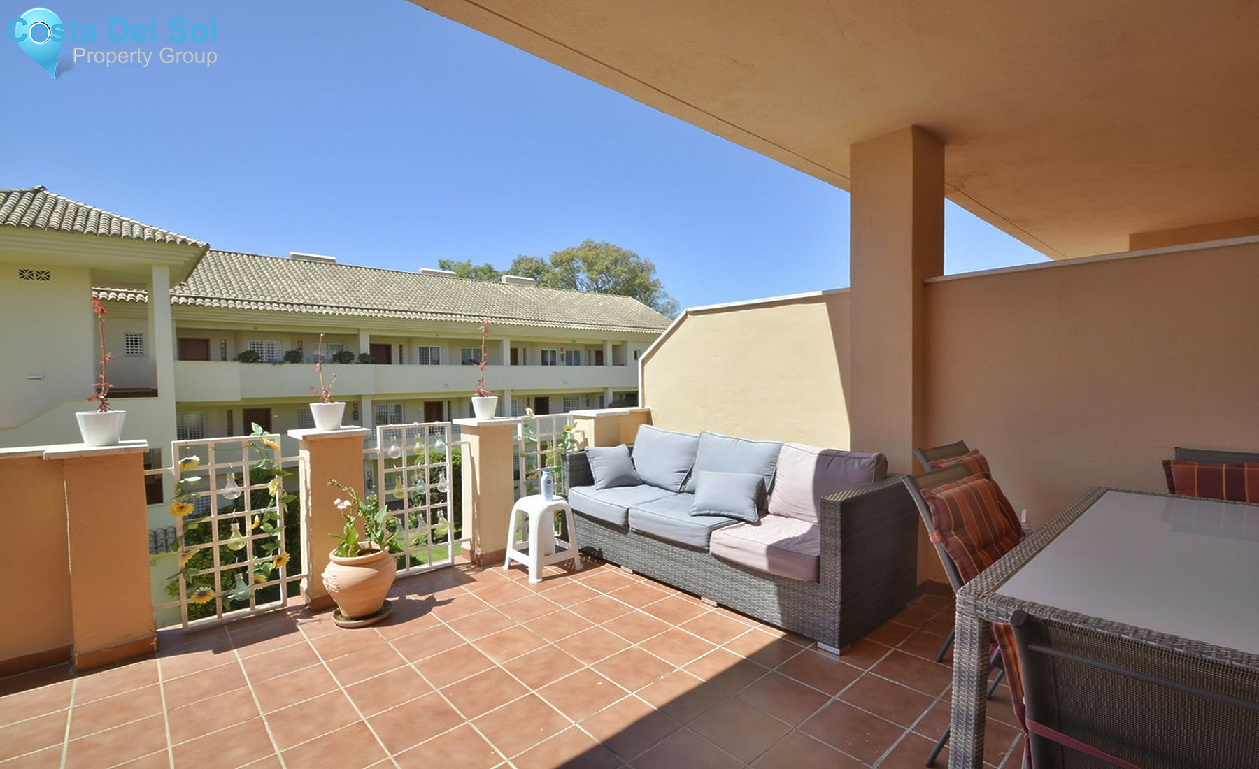 Middle Floor Apartment in Elviria-1255614