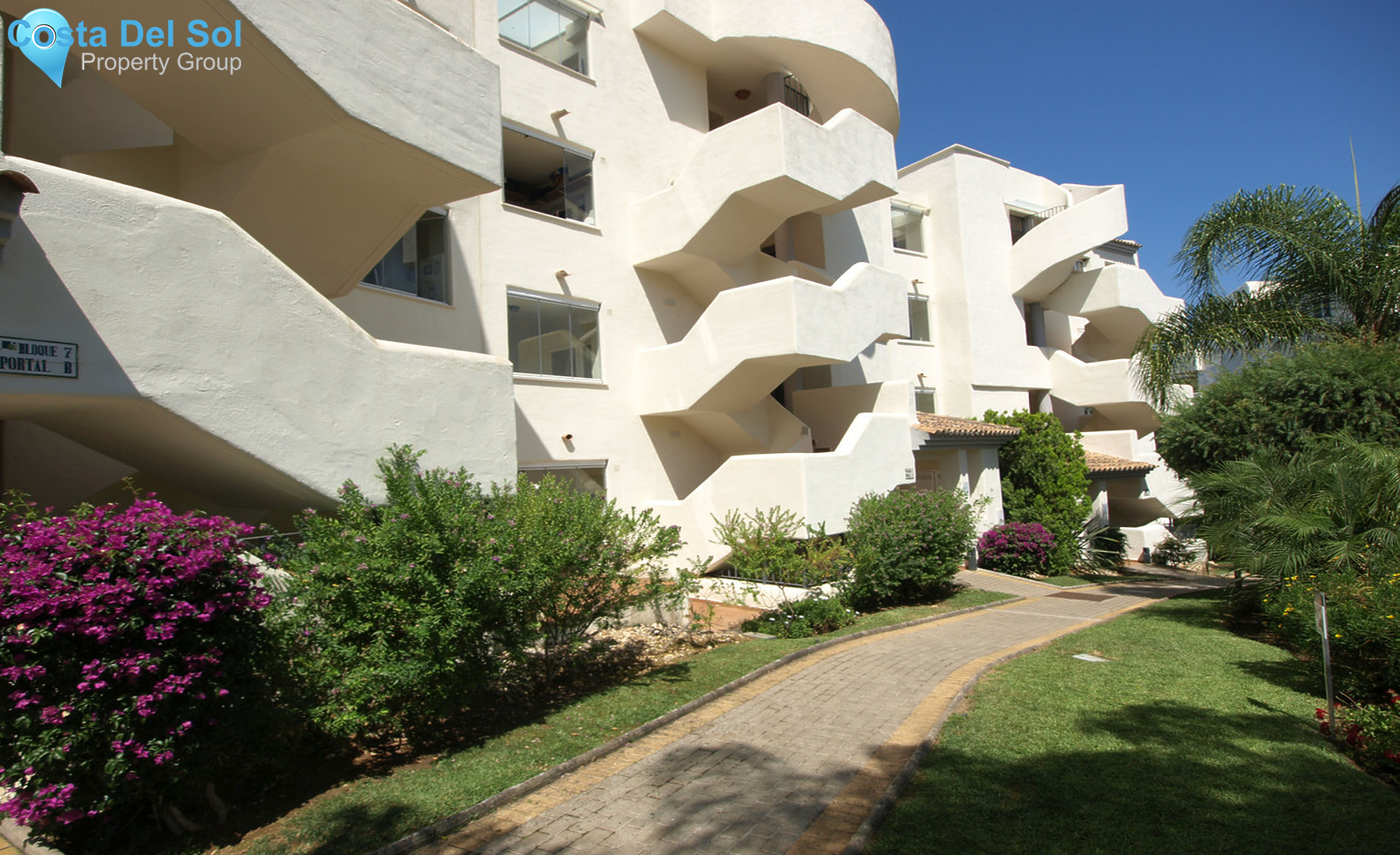 Middle Floor Apartment in Elviria-1319460