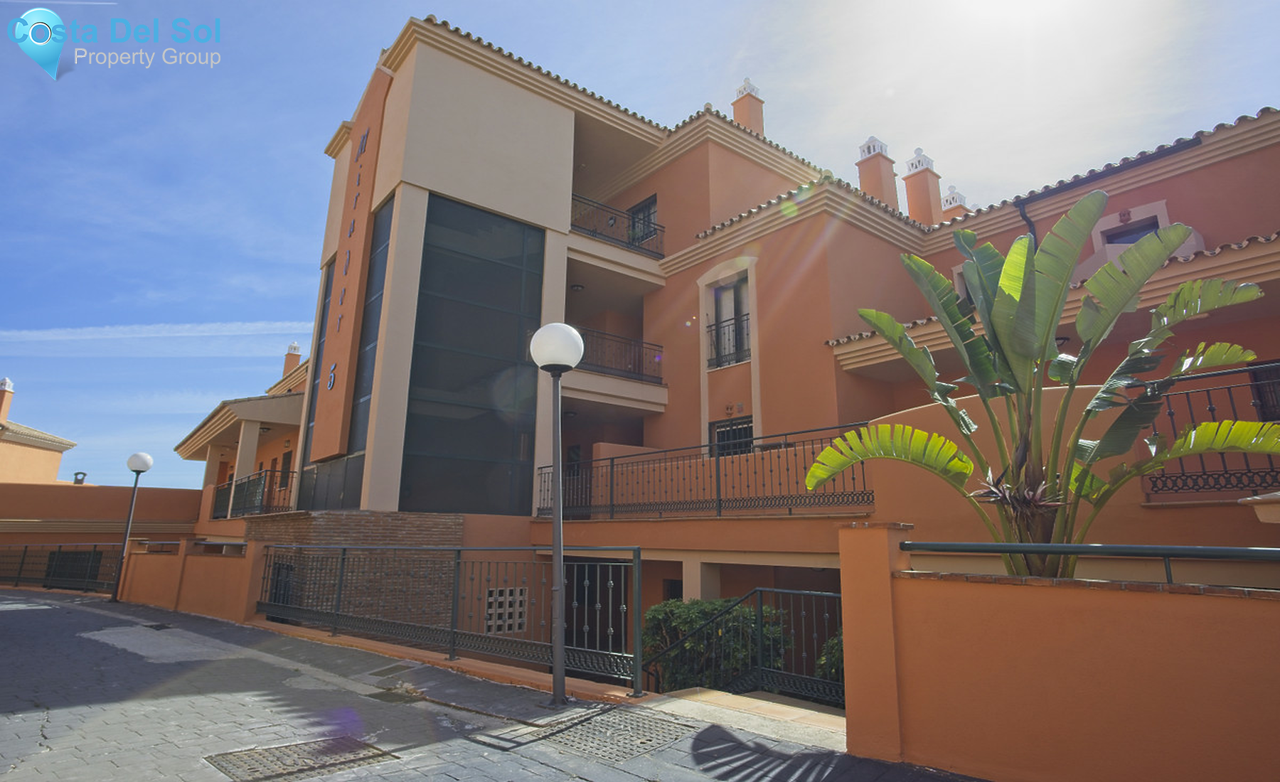 Middle Floor Apartment in Elviria-1355064