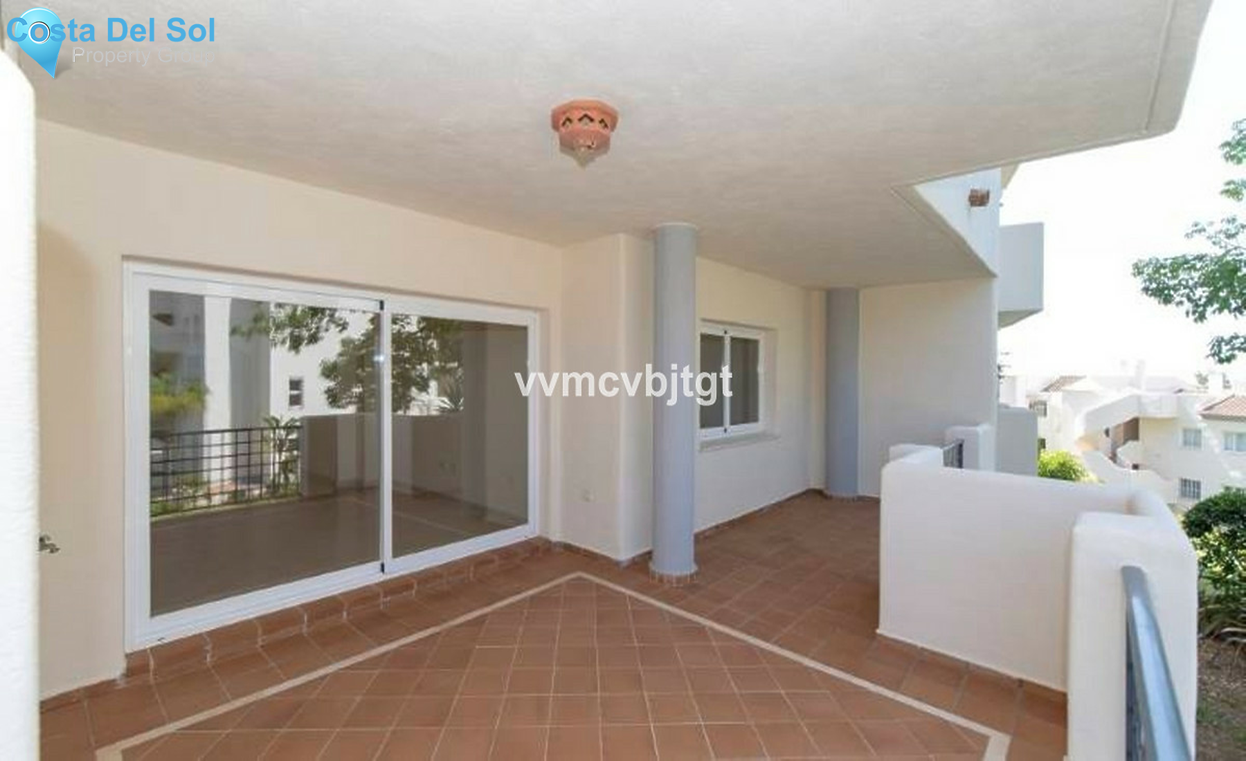 Middle Floor Apartment in Elviria-1372509