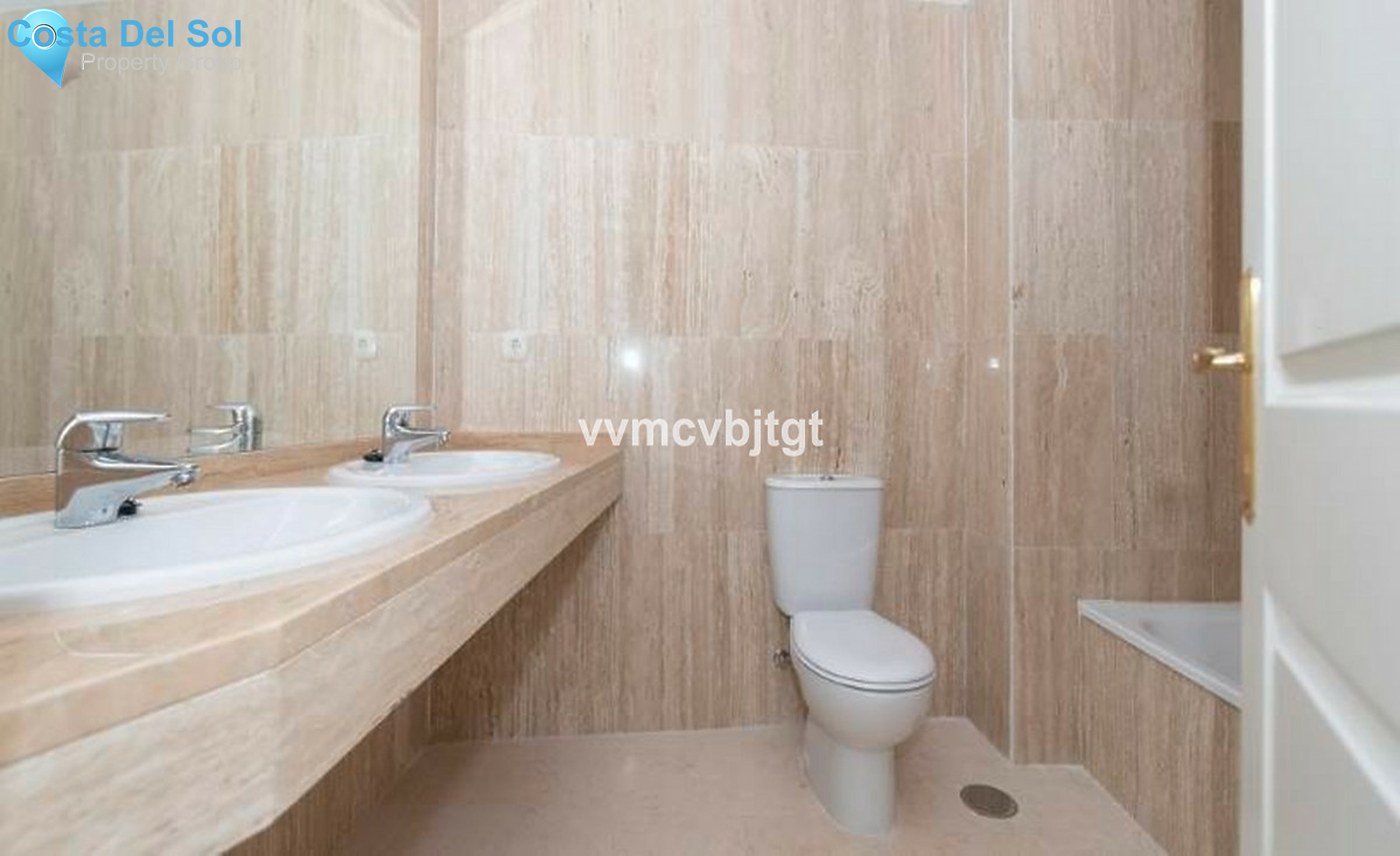 Middle Floor Apartment in Elviria-1372518