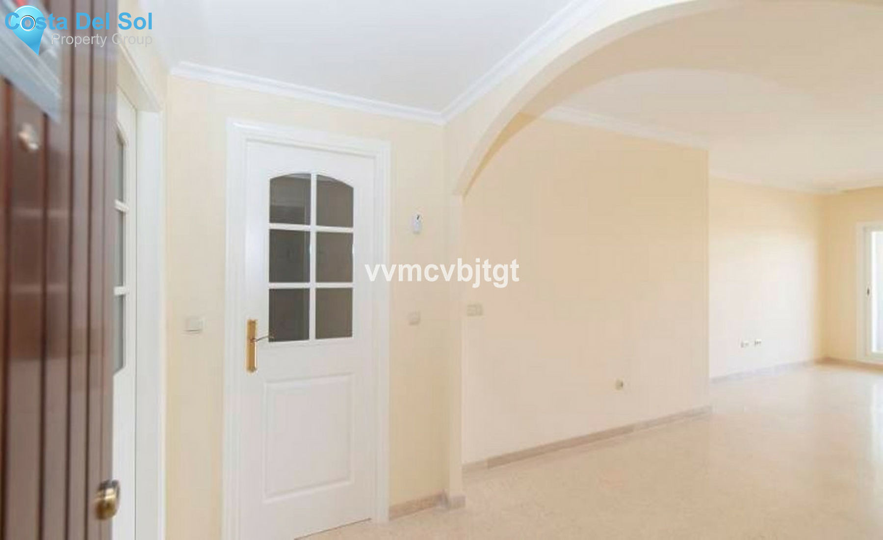 Middle Floor Apartment in Elviria-1372527