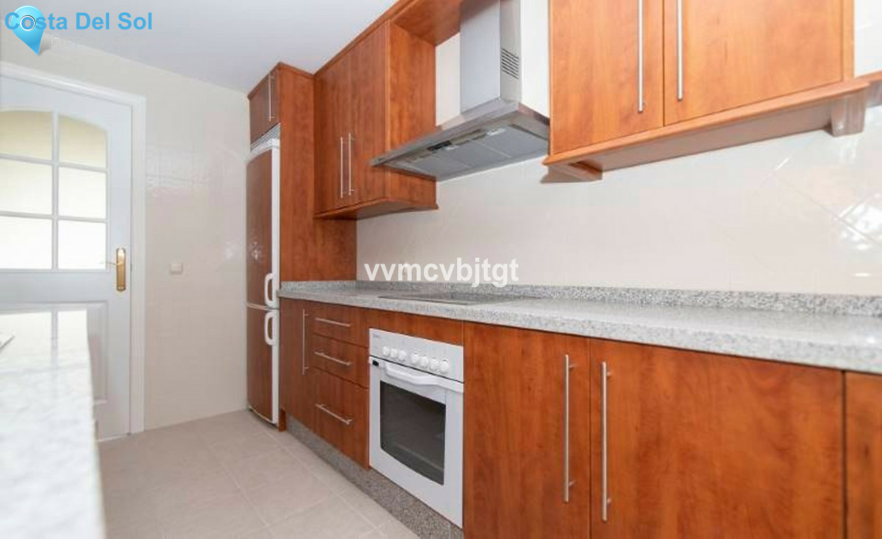 Middle Floor Apartment in Elviria-1372528