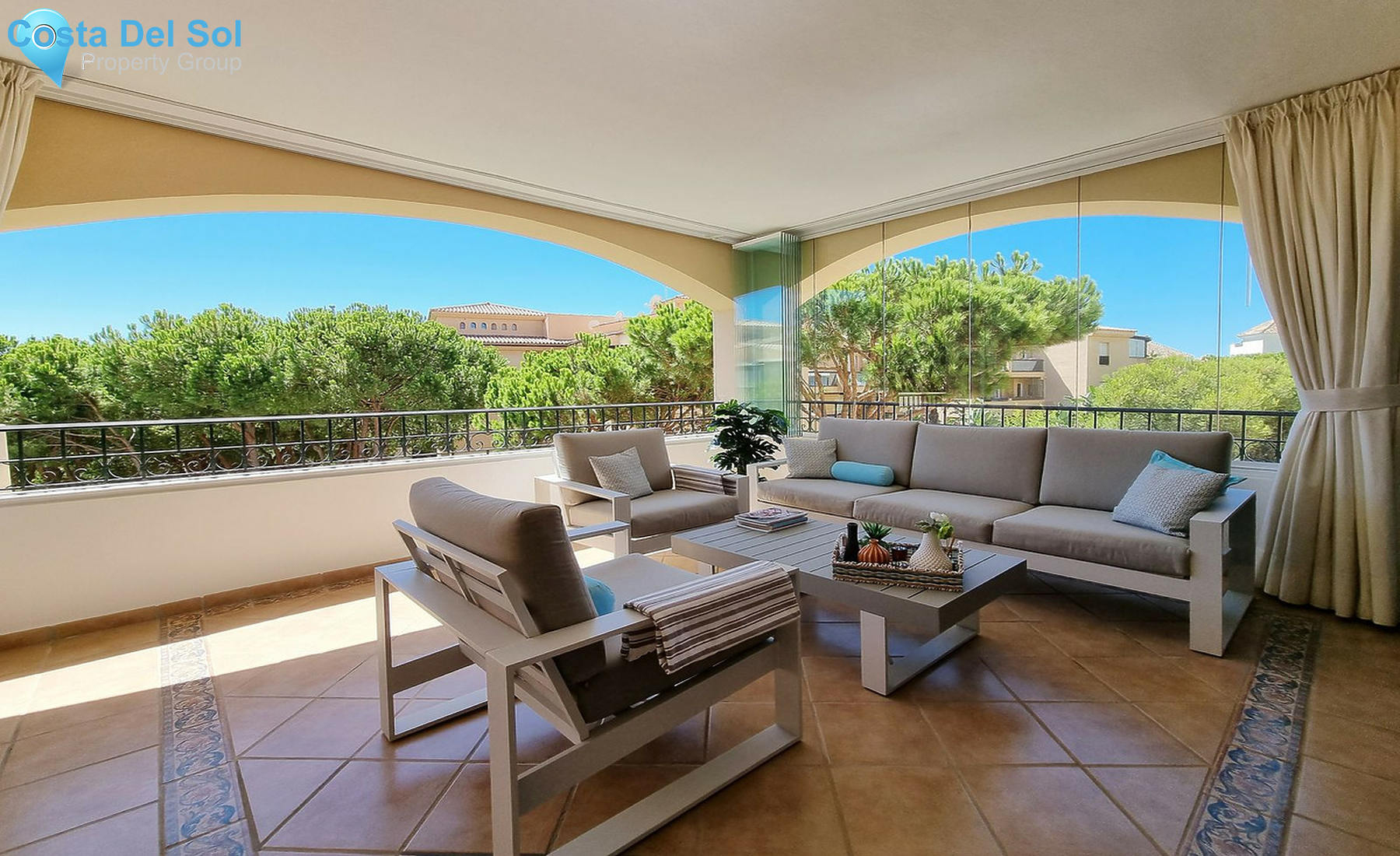 Middle Floor Apartment in Elviria-1407576