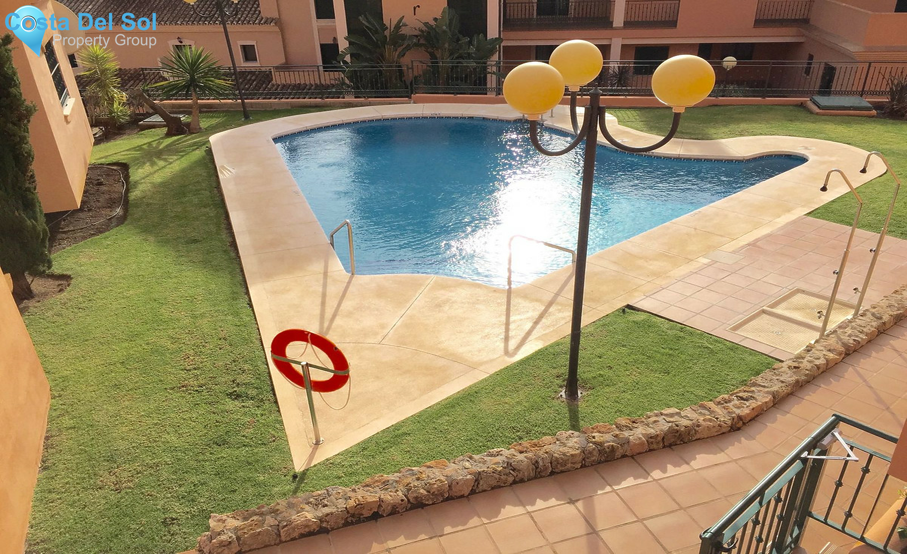 Middle Floor Apartment in Elviria-1413103