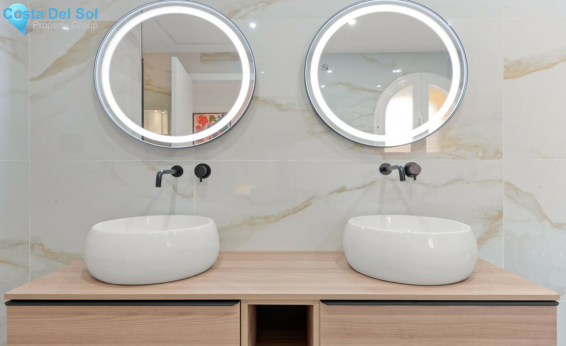 Middle Floor Apartment in Elviria-1433325