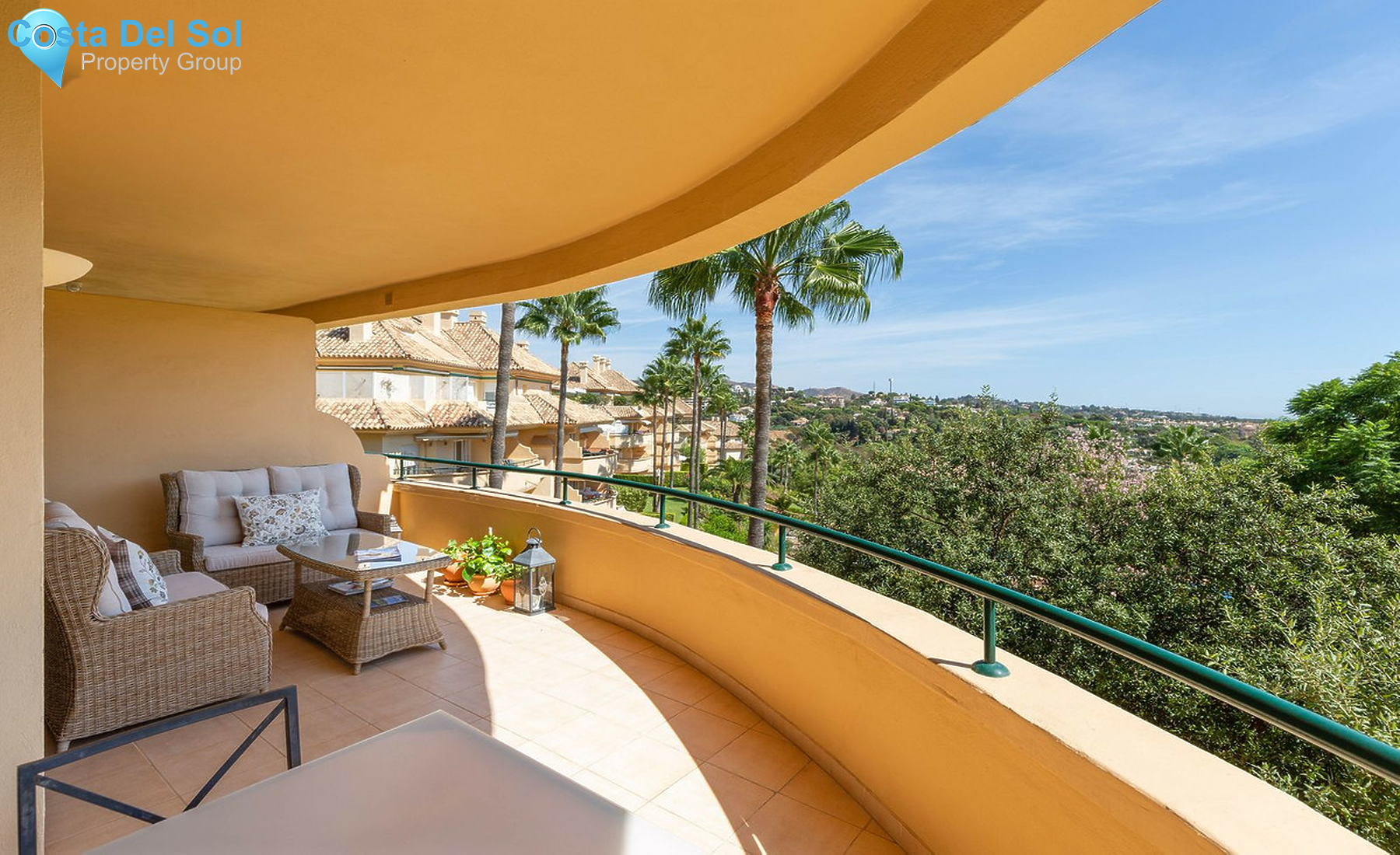Middle Floor Apartment in Elviria-1437101