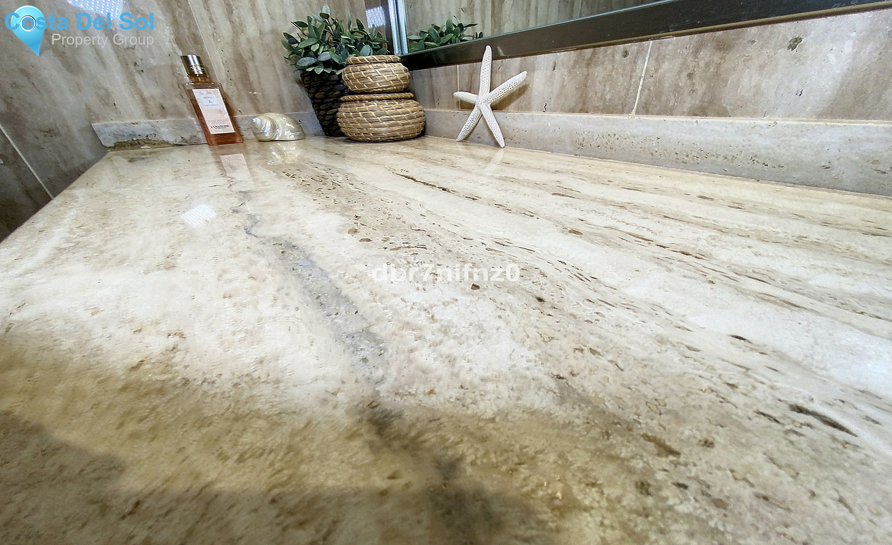 Middle Floor Apartment in Elviria-1439289