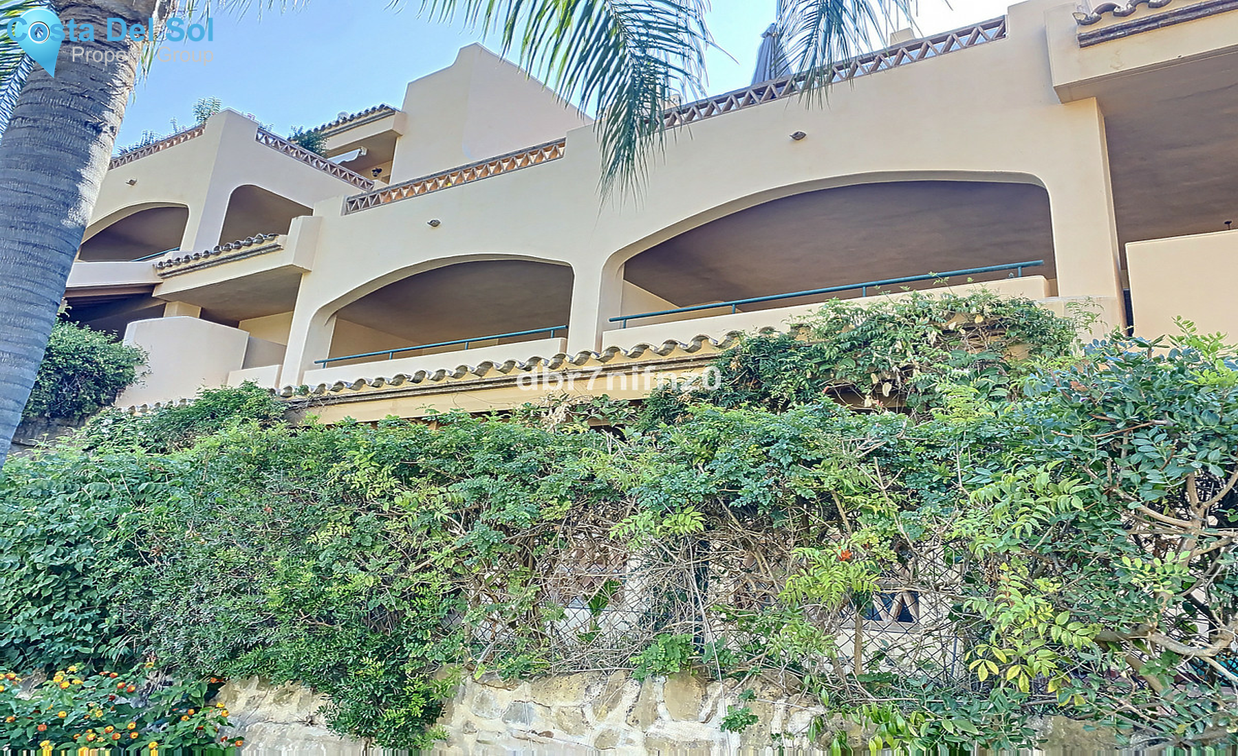 Middle Floor Apartment in Elviria-1439295