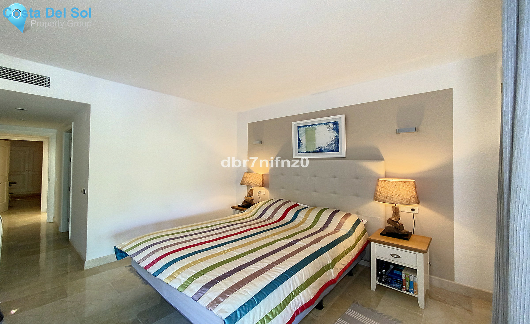 Middle Floor Apartment in Elviria-1439280