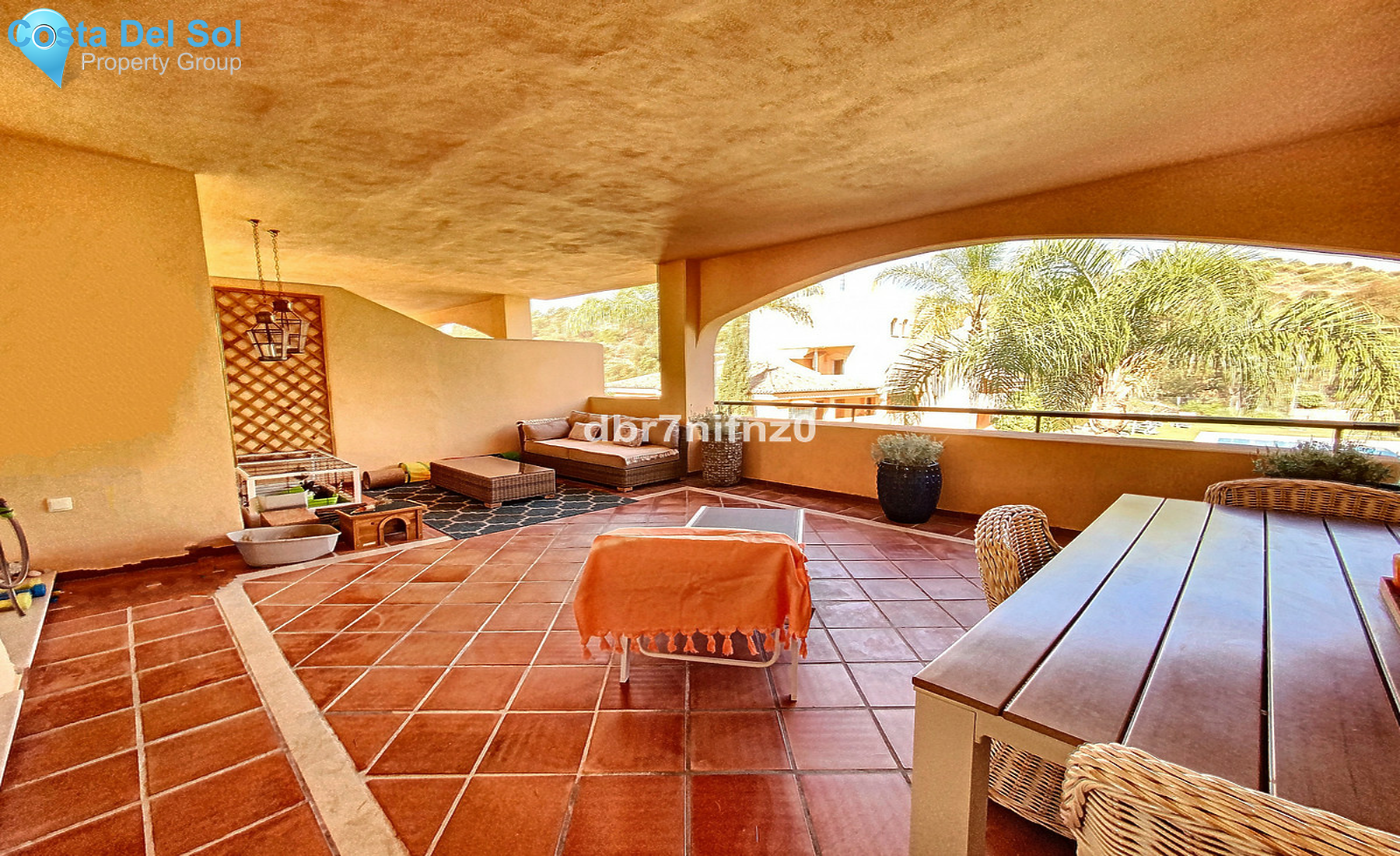 Middle Floor Apartment in Elviria-1439281