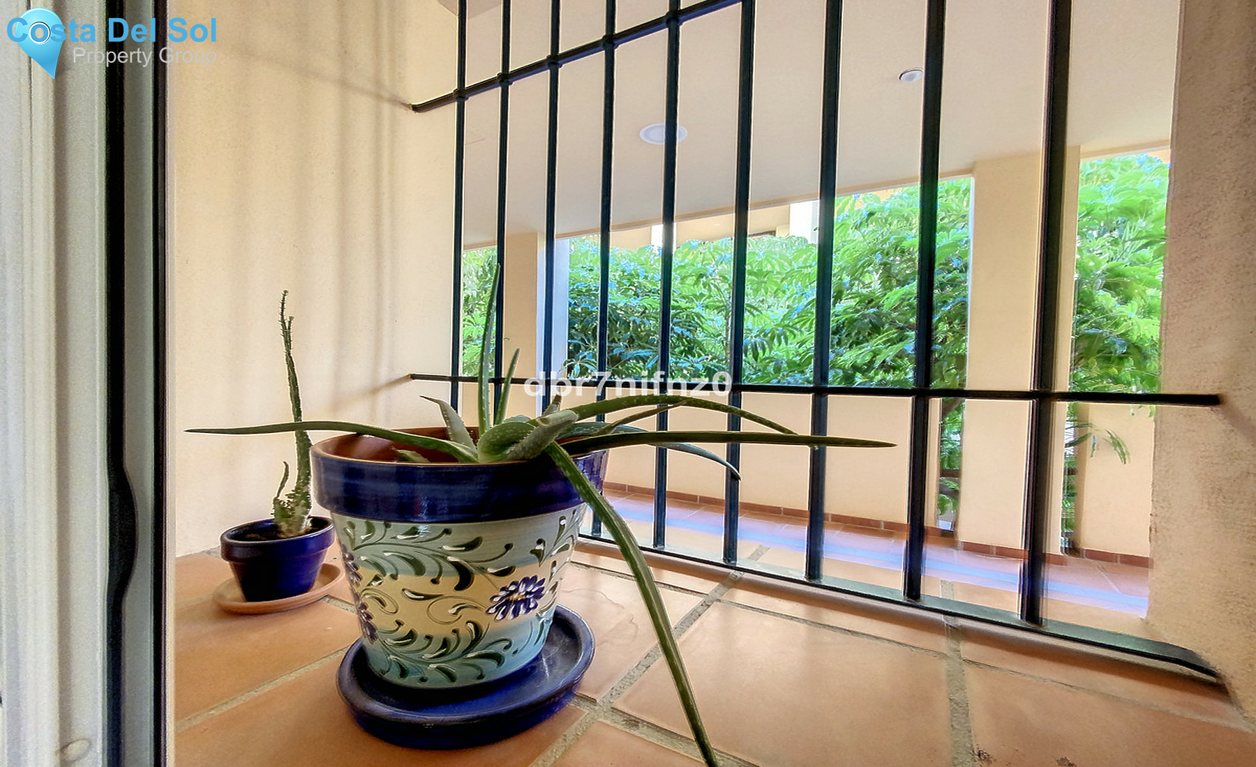 Middle Floor Apartment in Elviria-1439283