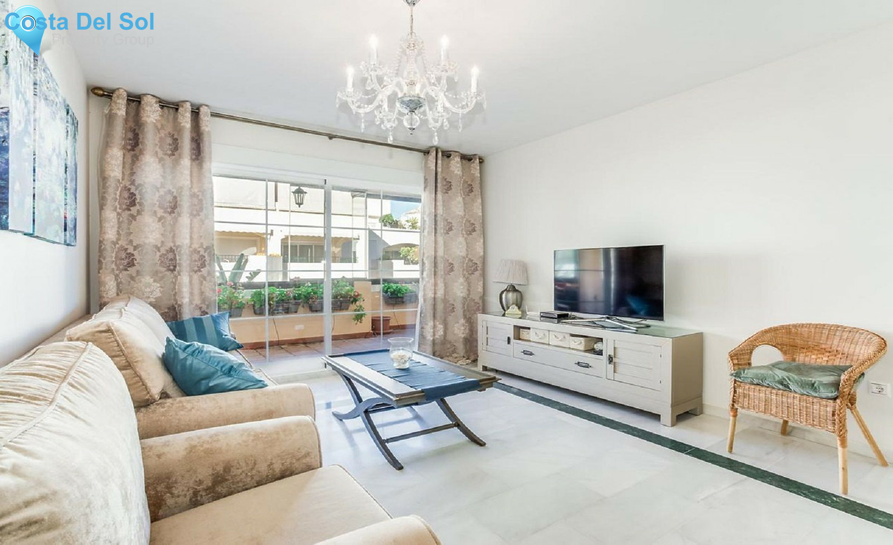 Middle Floor Apartment in Elviria-1440423