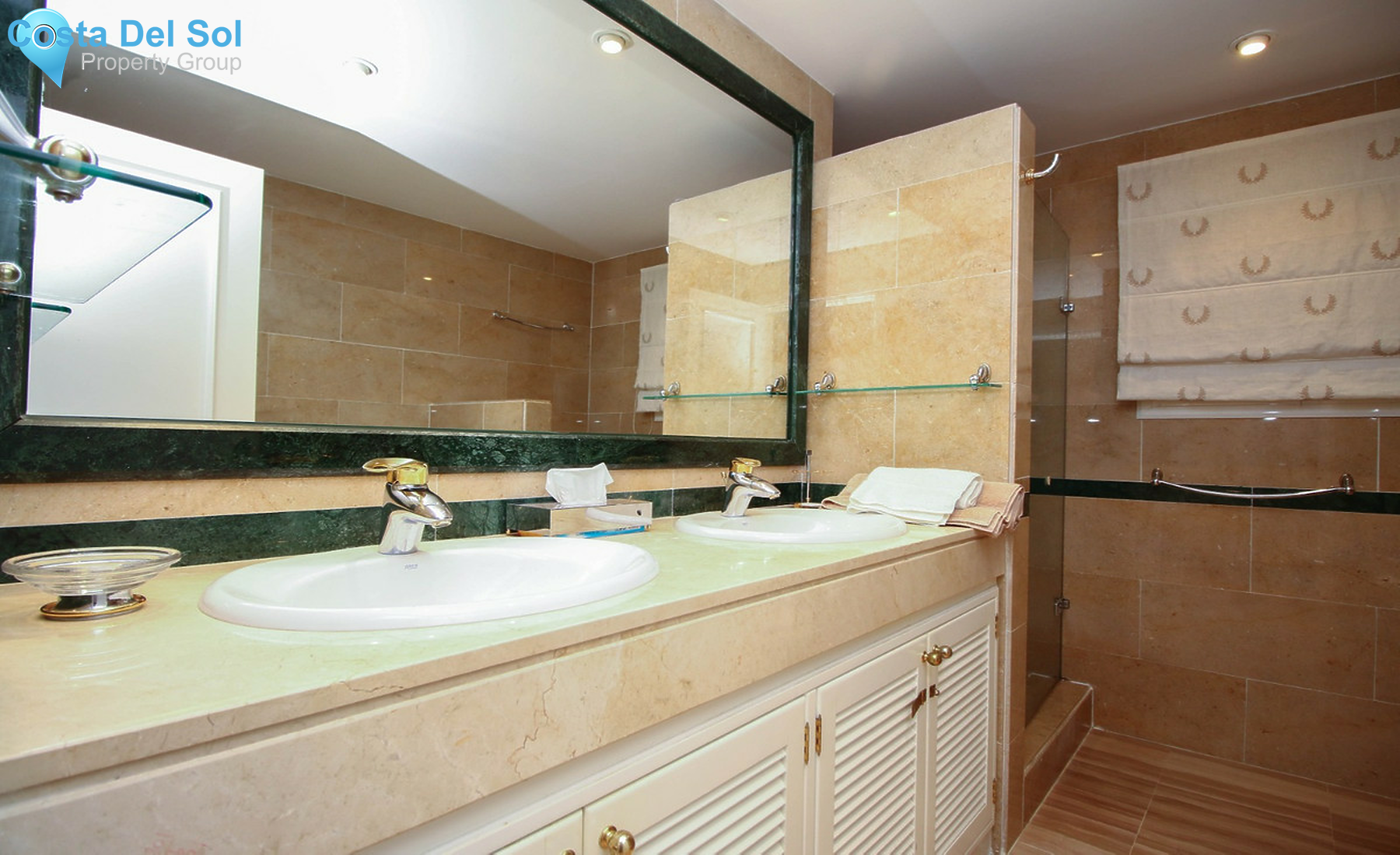 Middle Floor Apartment in Elviria-1450898