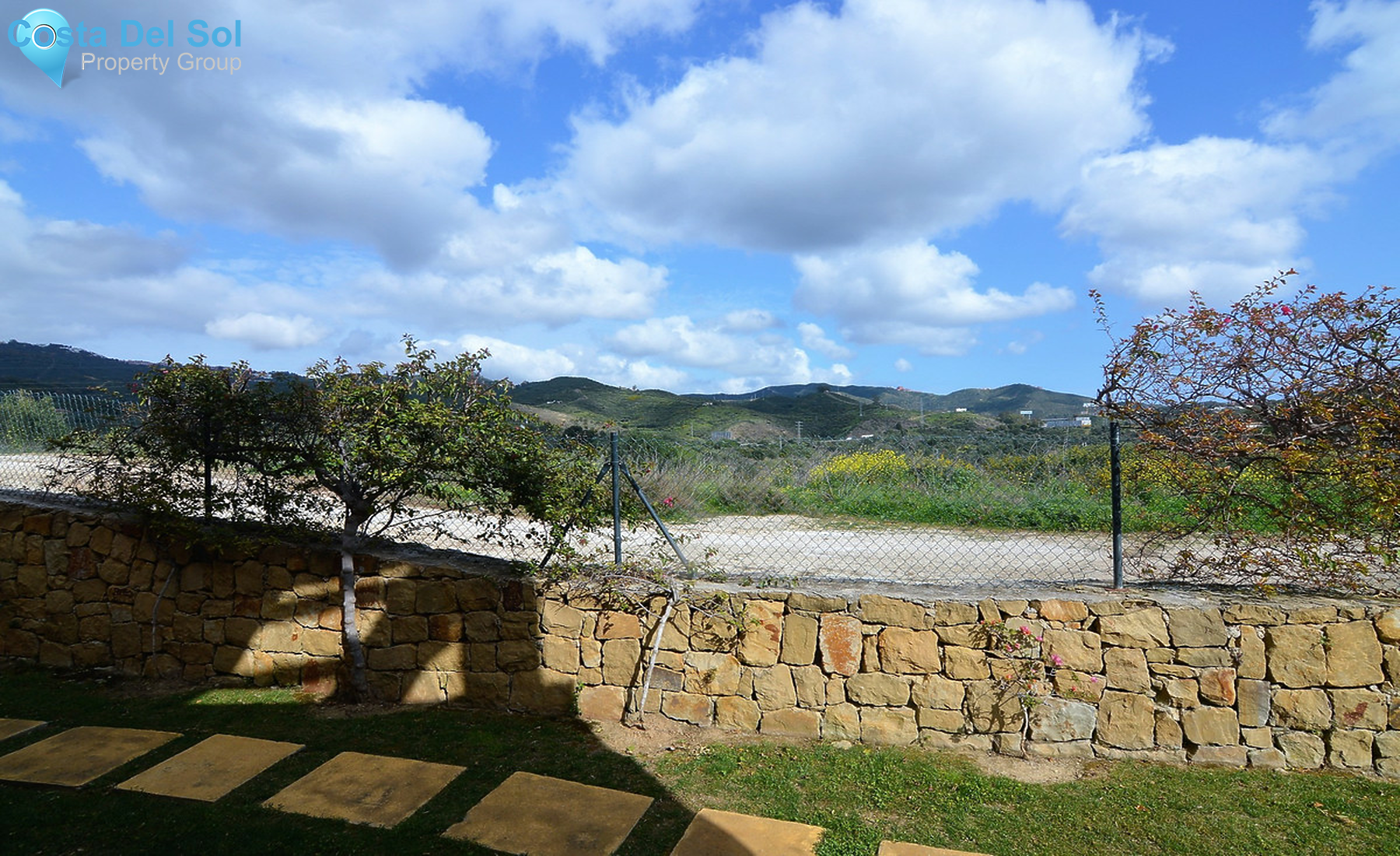 Middle Floor Apartment in Elviria-1458609