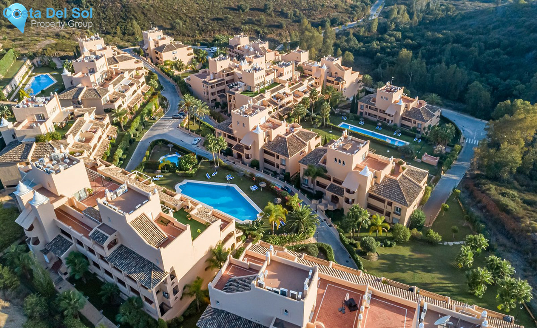 Middle Floor Apartment in Elviria-1476156