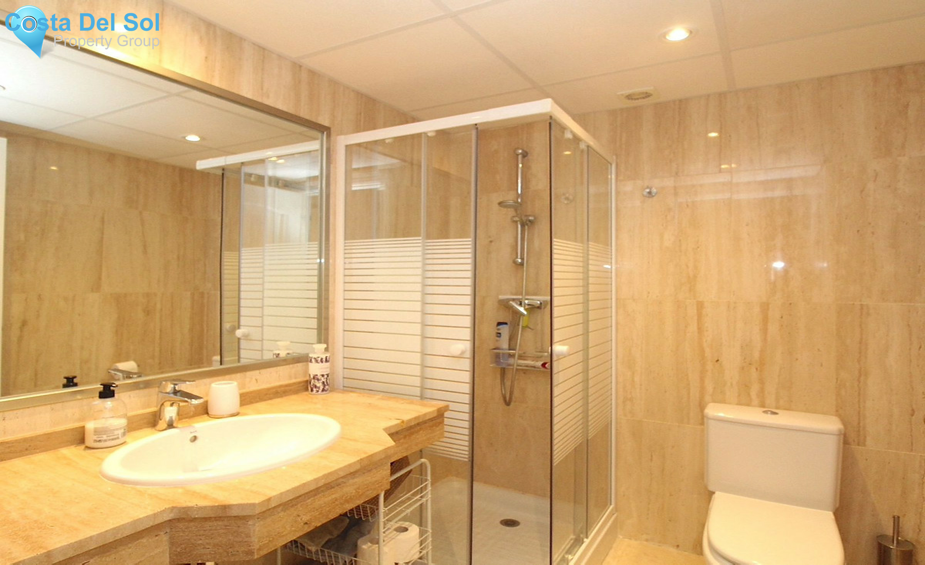 Middle Floor Apartment in Elviria-1476158