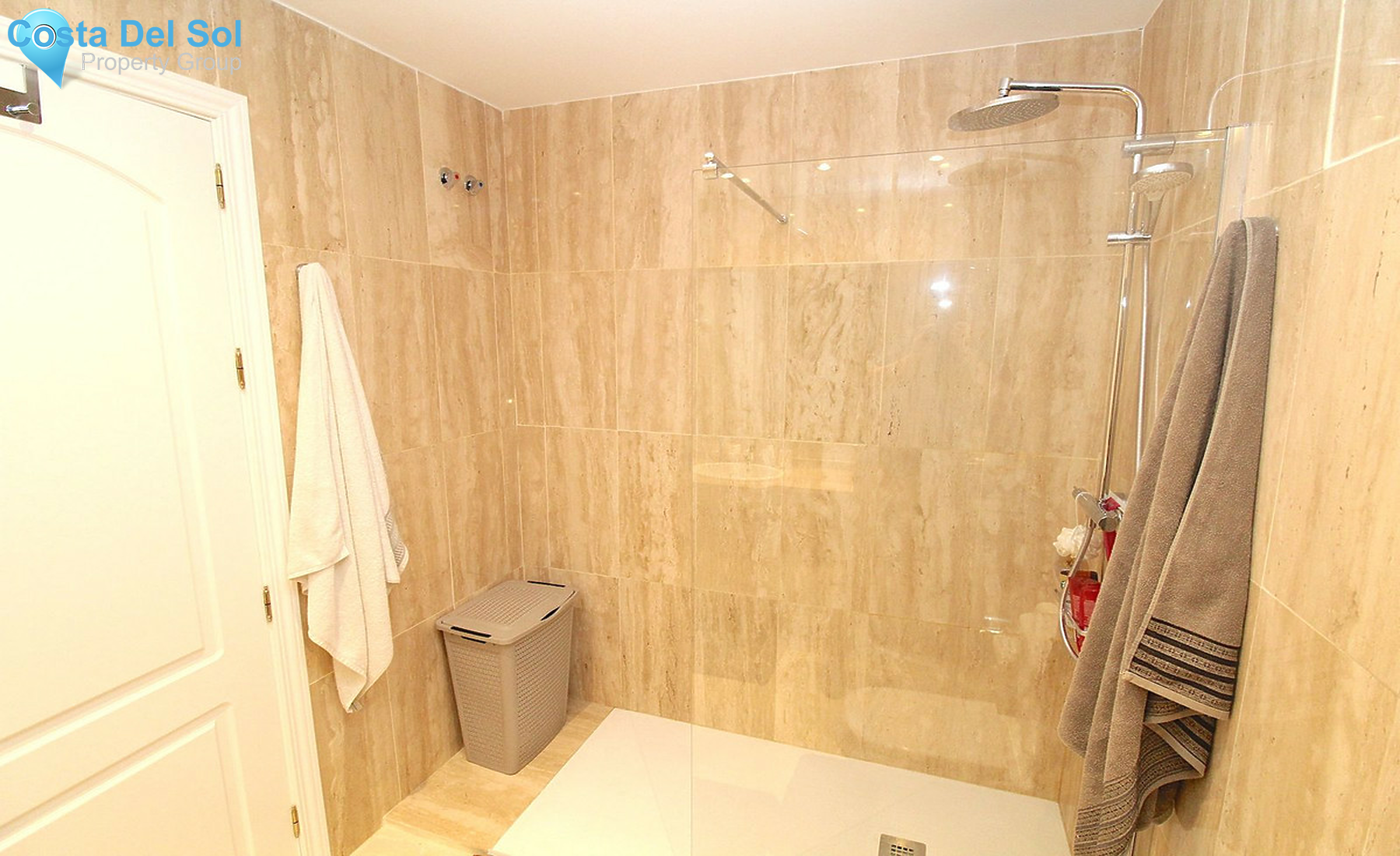 Middle Floor Apartment in Elviria-1476153