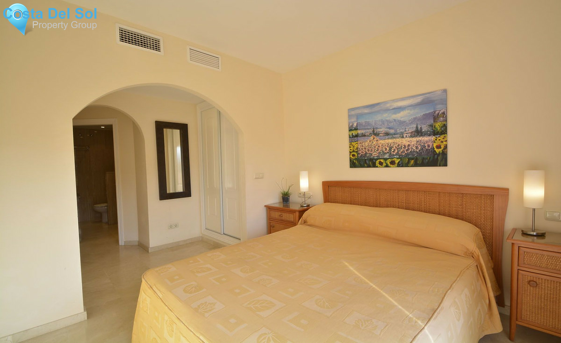 Middle Floor Apartment in Elviria-1505438