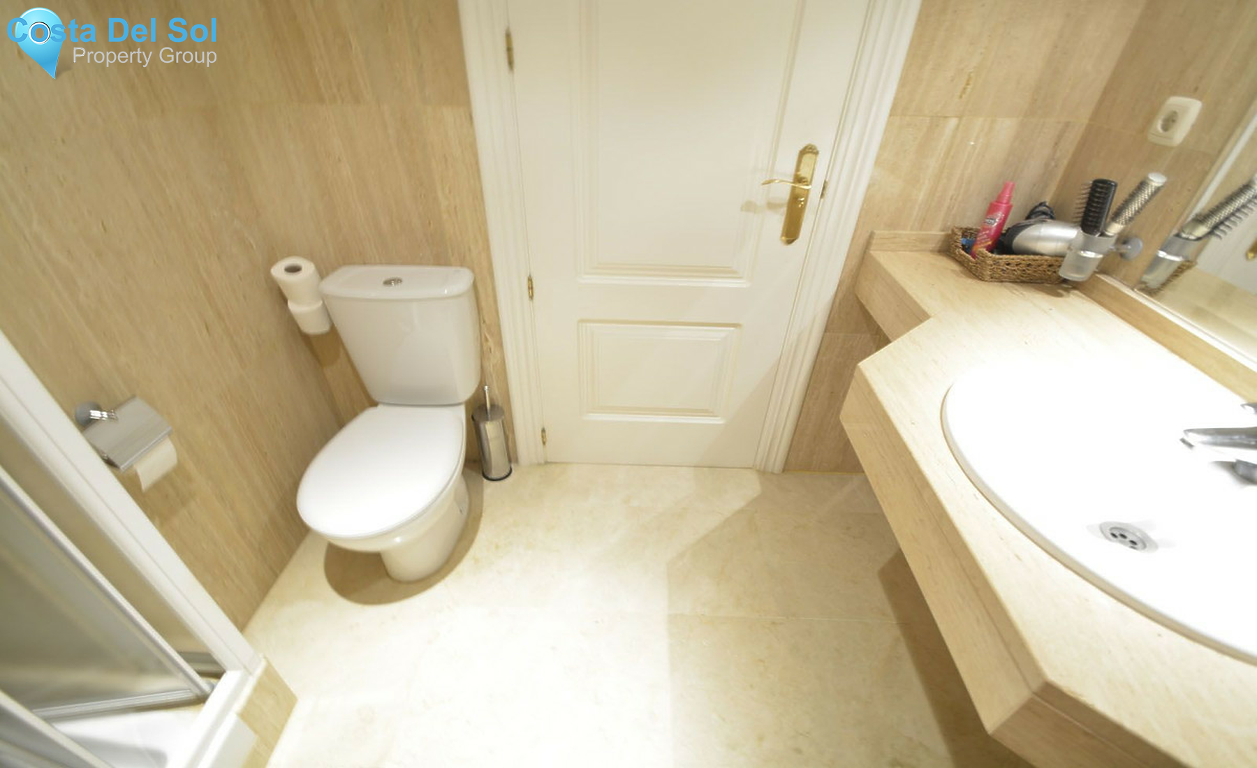 Middle Floor Apartment in Elviria-1505442