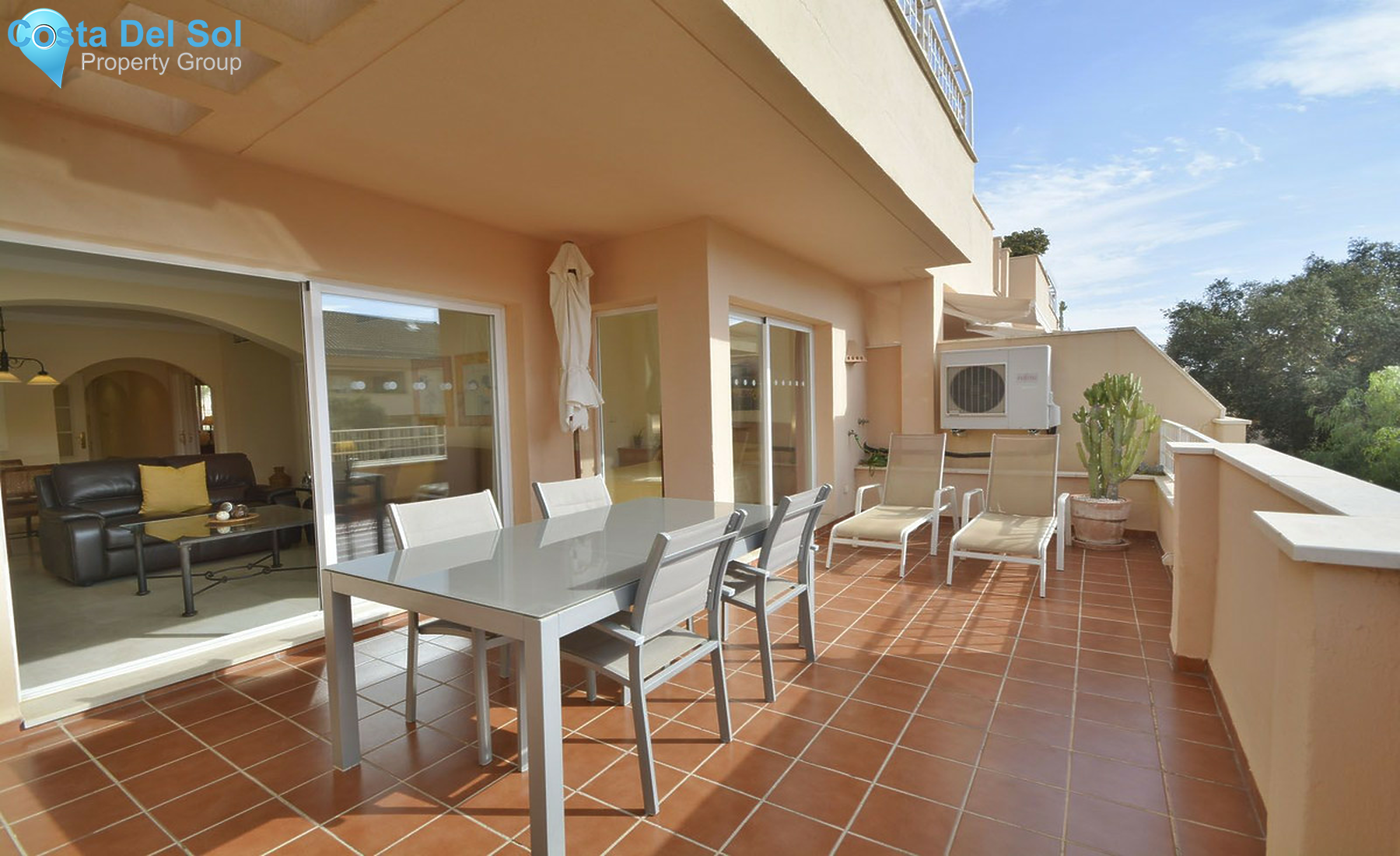 Middle Floor Apartment in Elviria-1505445